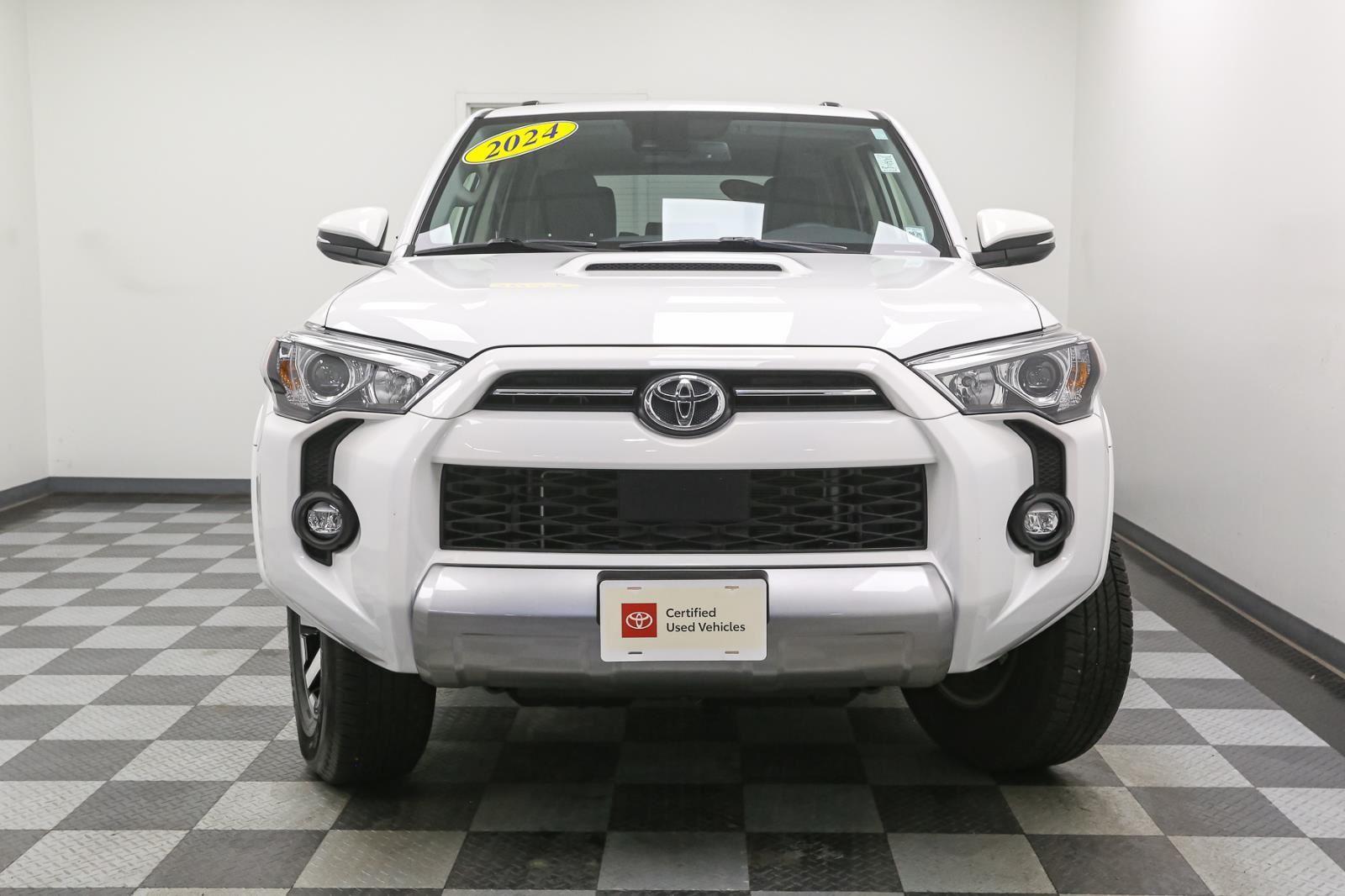 2024 Toyota 4Runner TRD Off-Road Premium photo 3
