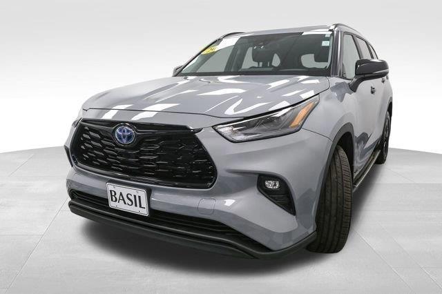 2024 Toyota Highlander Hybrid XLE photo 4