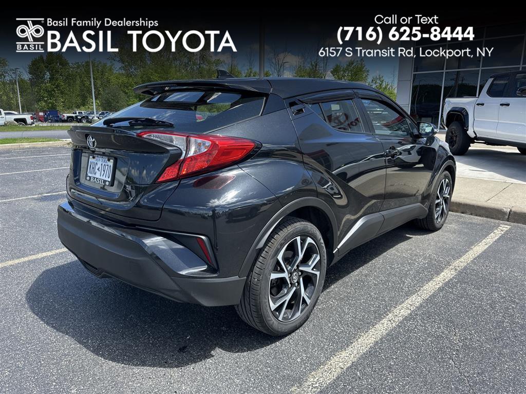 2018 Toyota C-HR XLE's photo