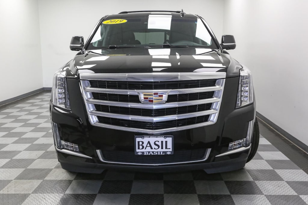 Used 2019 CADILLAC Escalade Luxury SUV