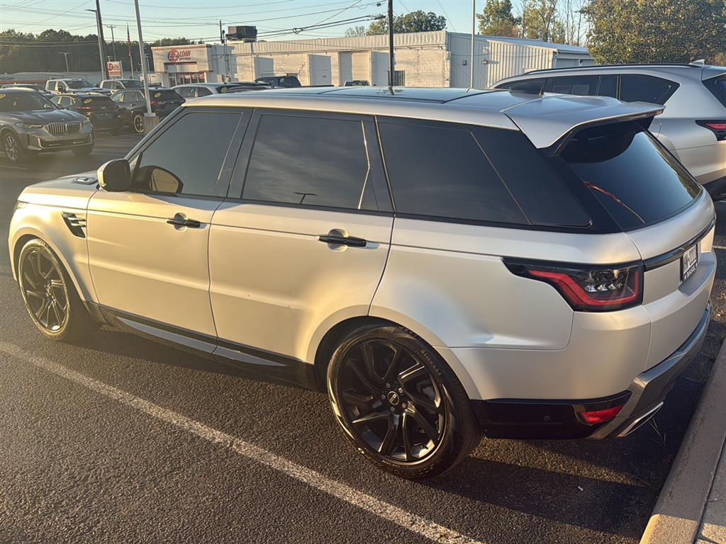 2019 Land Rover Range Rover Sport HSE photo 3