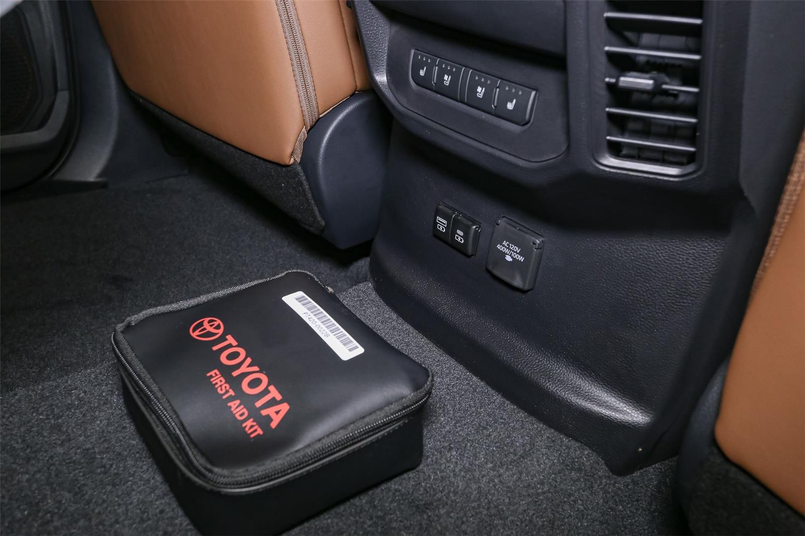 2026 Toyota Tundra 1794 Edition - Photo 17