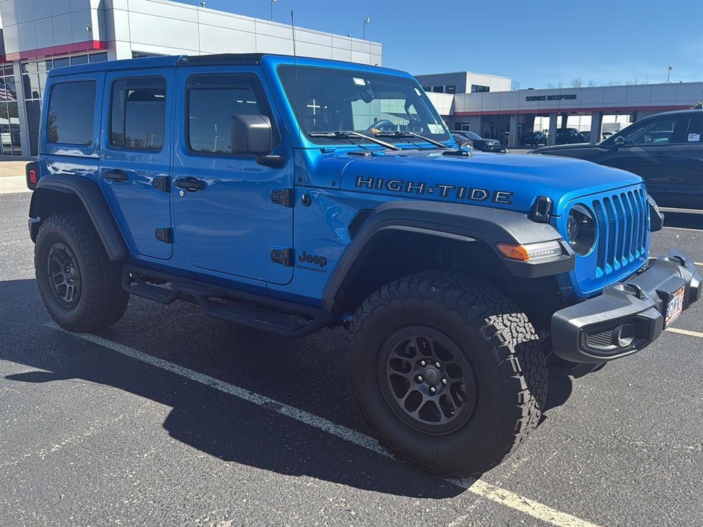 2023 Jeep Wrangler High Tide photo 2