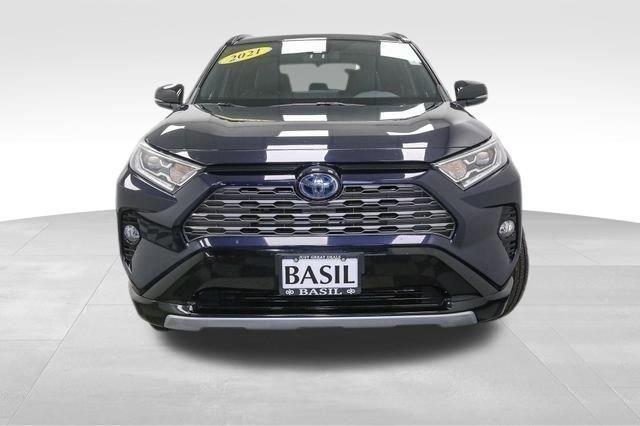 2021 Toyota RAV4 Hybrid XSE photo 3