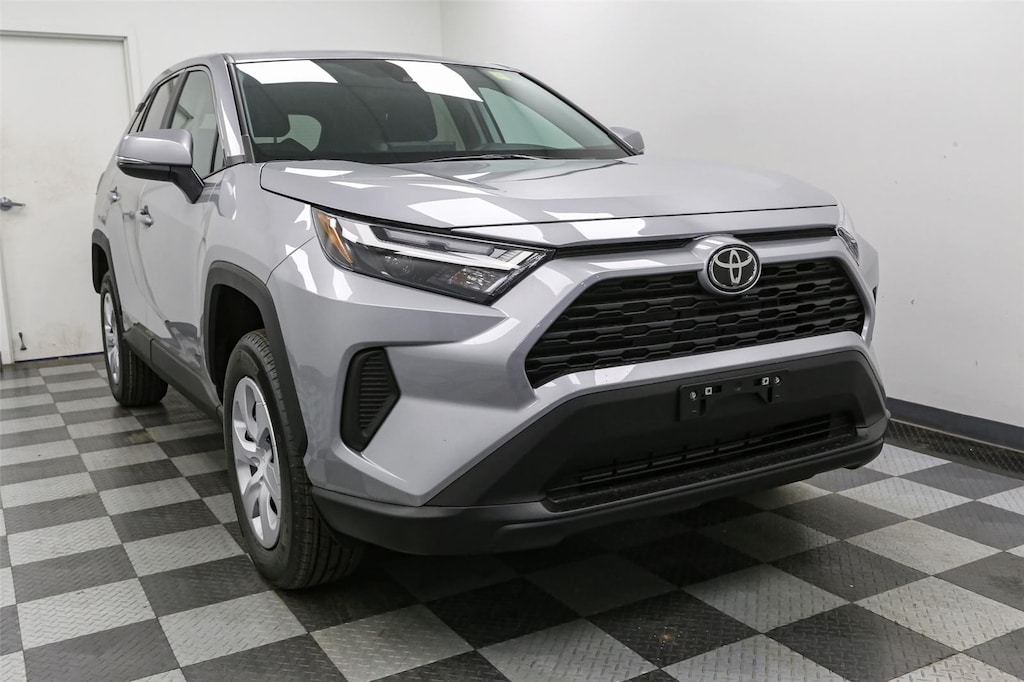 New 2025 Toyota RAV4 LE LE AWD SUV