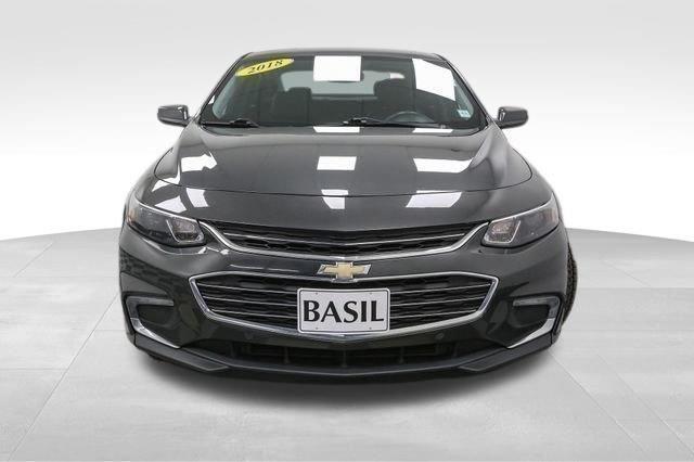 2018 Chevrolet Malibu Hybrid Base photo 3