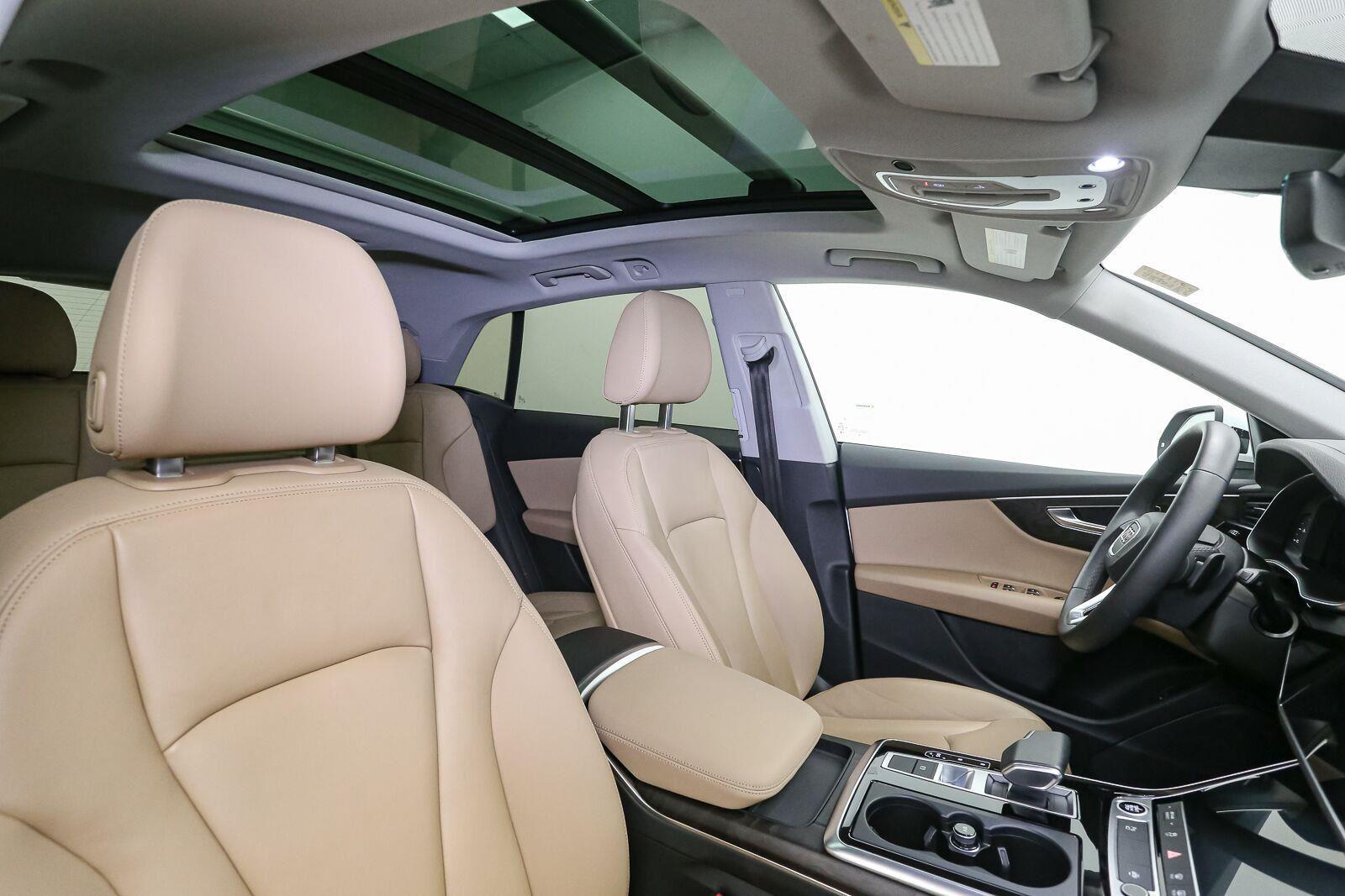 2023 Audi Q8 Premium - Photo 19