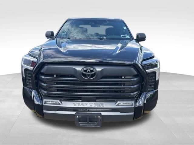2025 Toyota Tundra SR5 CrewMax photo 3