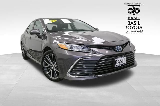 Used 2023 Toyota Camry XLE with VIN 4T1F31AK4PU608027 for sale in Lockport, NY