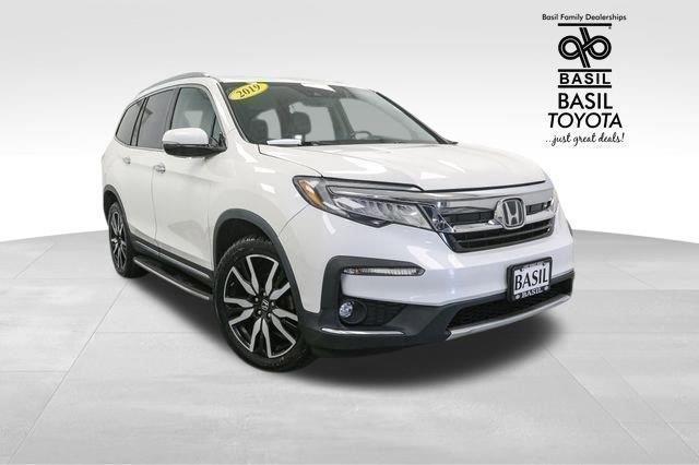2019 Honda Pilot Elite photo 2