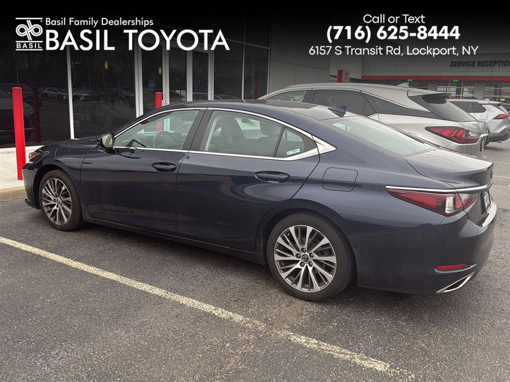 2019 Lexus ES 350's photo