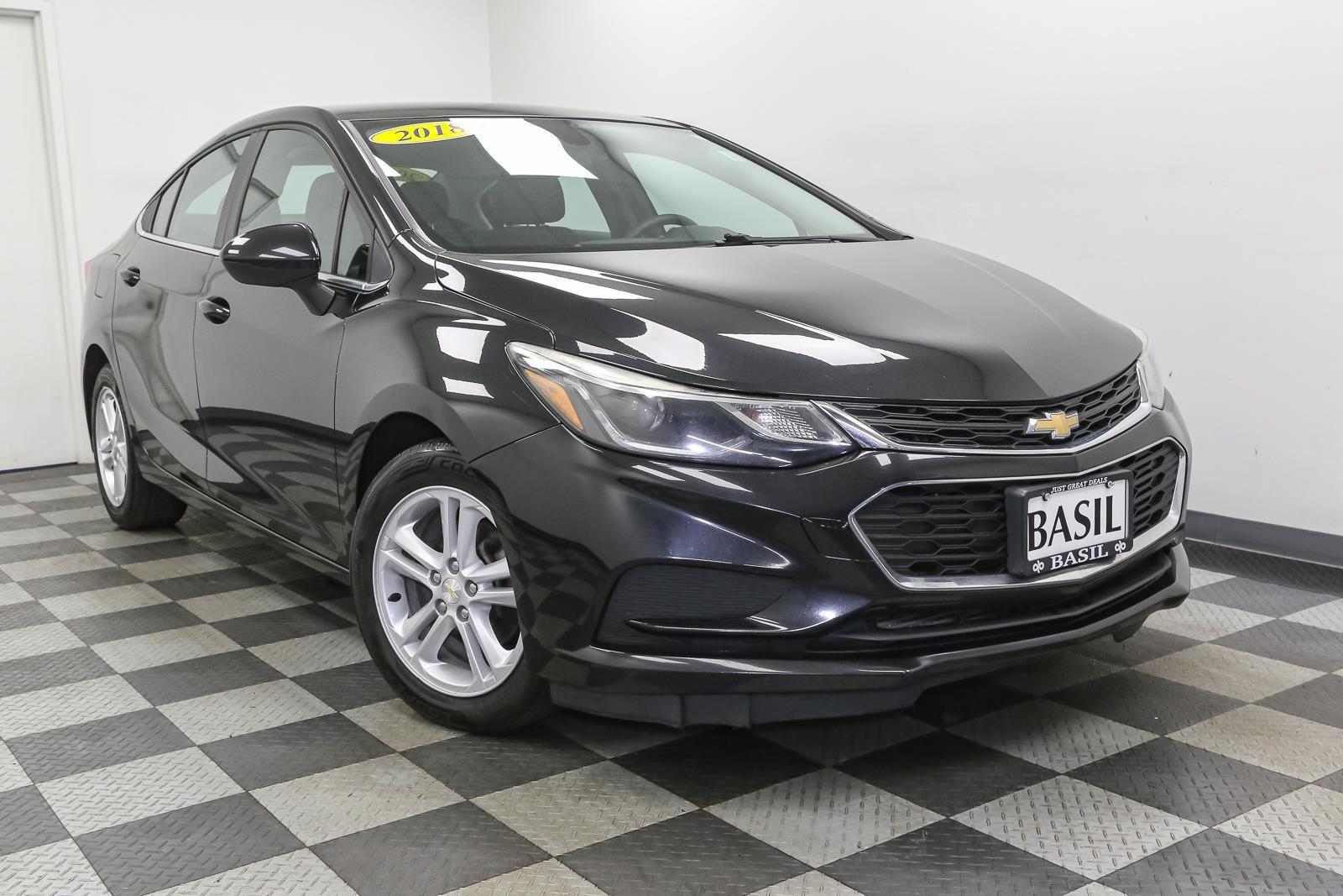 Used 2018 Chevrolet Cruze LT with VIN 1G1BE5SM4J7223084 for sale in Lockport, NY
