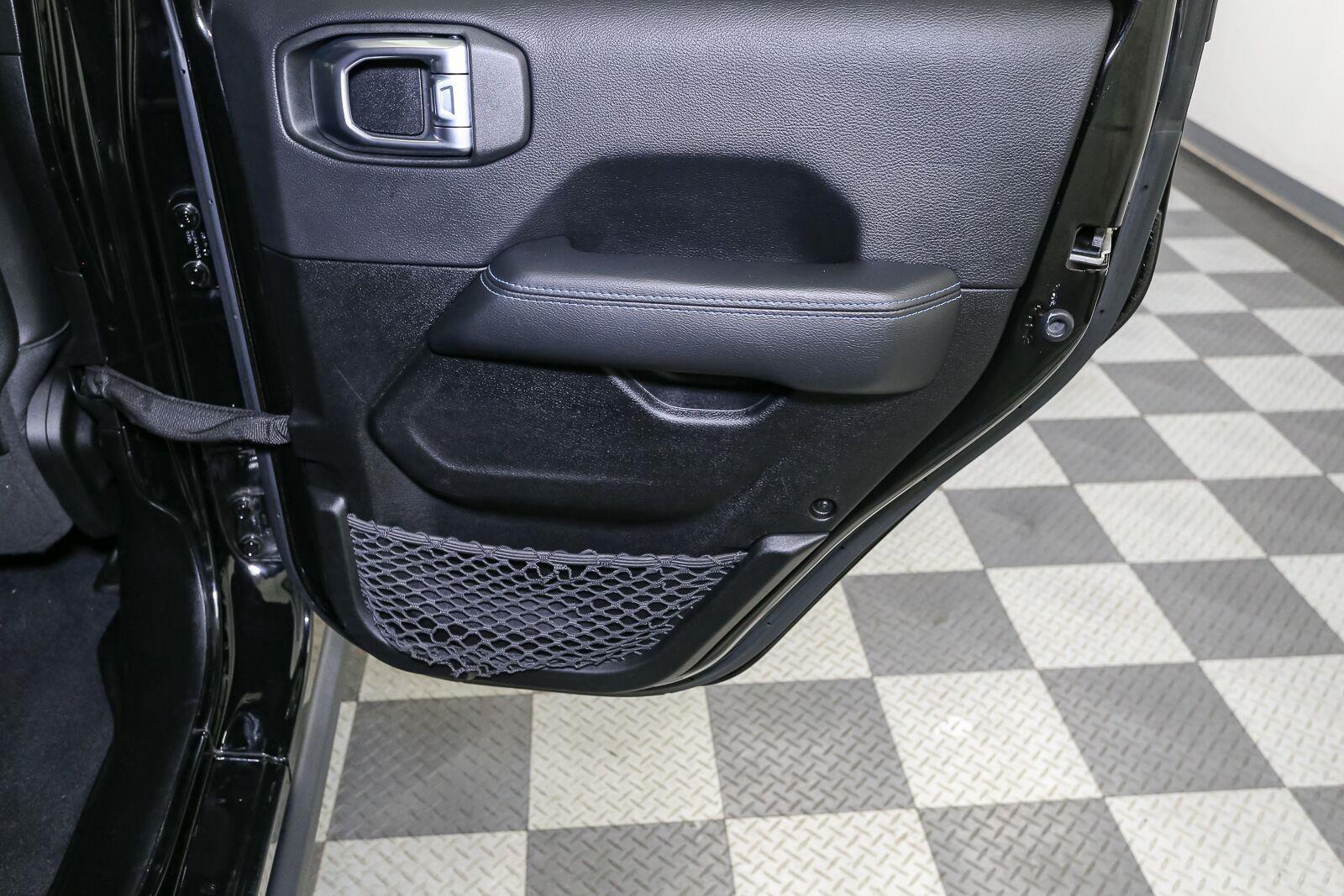 2022 Jeep Wrangler Unlimited Rubicon 4XE - Photo 24