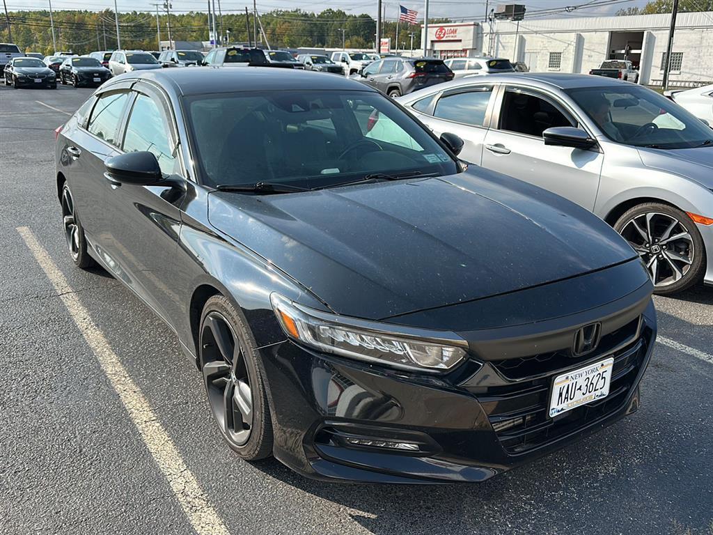 2018 Honda Accord Sport photo 2