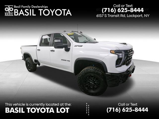 2024 Chevrolet Silverado 2500HD ZR2's photo