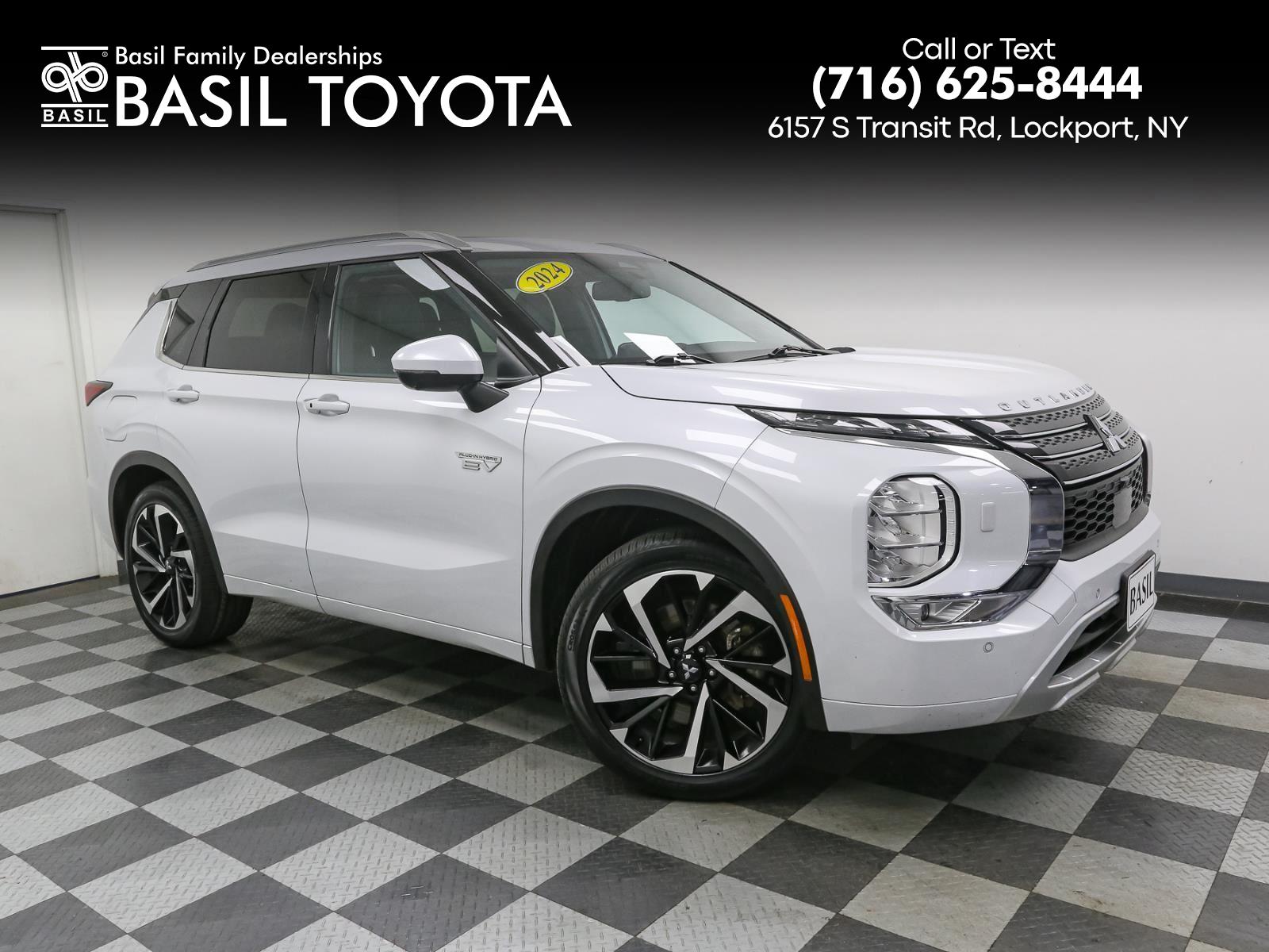 2024 Mitsubishi Outlander Plug-in Hybrid SEL's photo