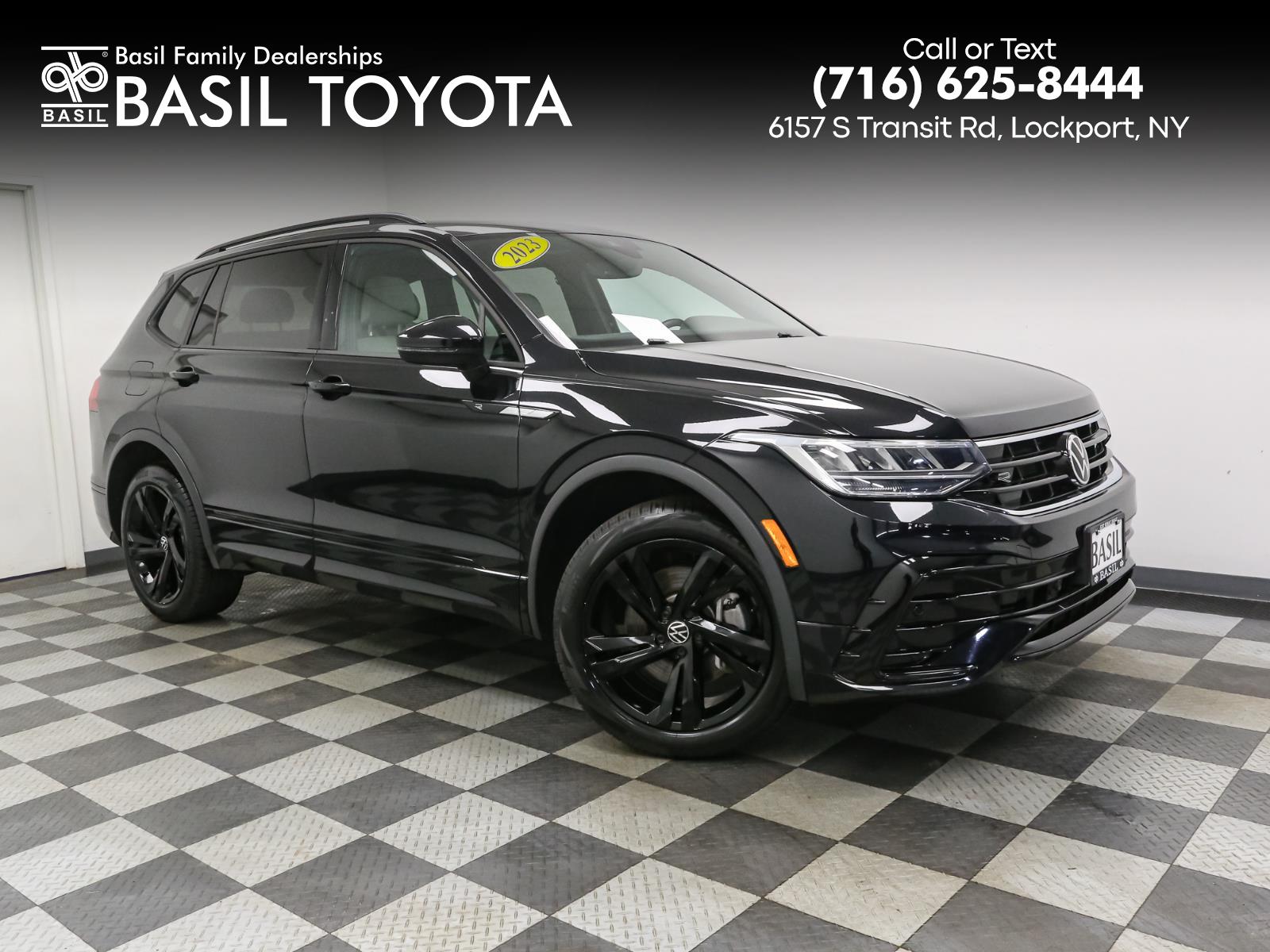 2023 Volkswagen Tiguan SE R-LINE BLACK
