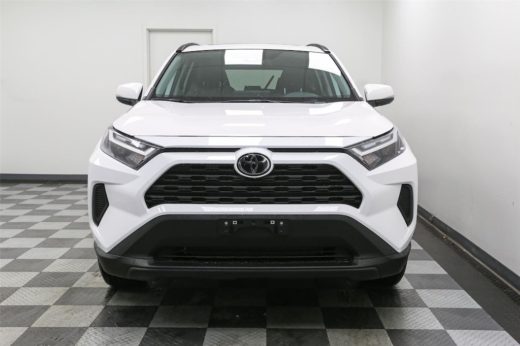New 2025 Toyota RAV4 XLE XLE AWD SUV
