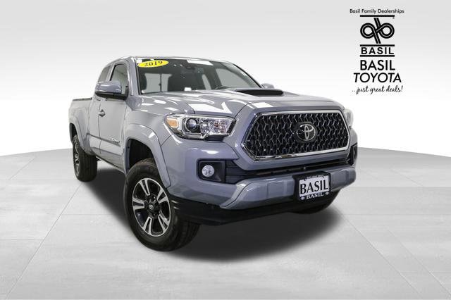 Used 2019 Toyota Tacoma TRD Sport with VIN 5TFSZ5AN3KX185807 for sale in Lockport, NY