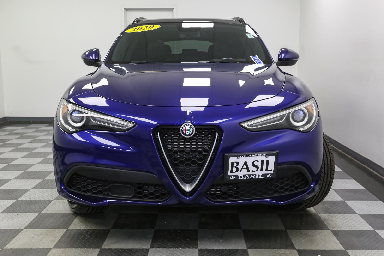 2020 Alfa Romeo Stelvio Ti Sport photo 3