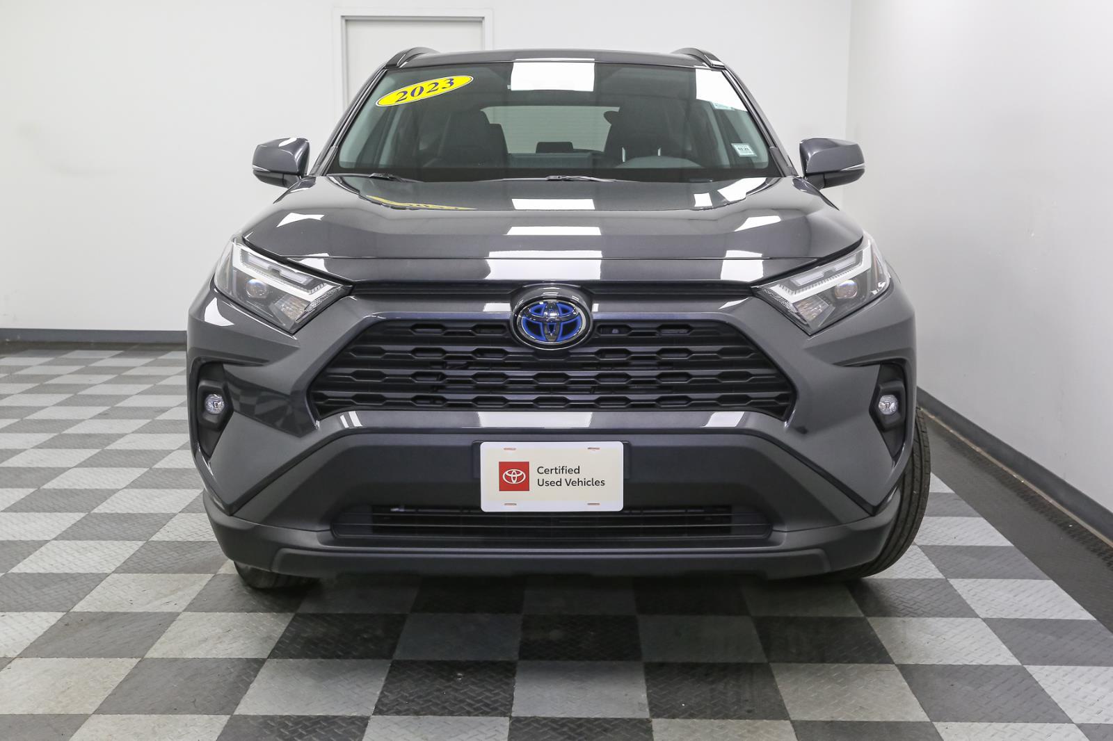 2023 Toyota RAV4 Hybrid XLE Premium photo 2