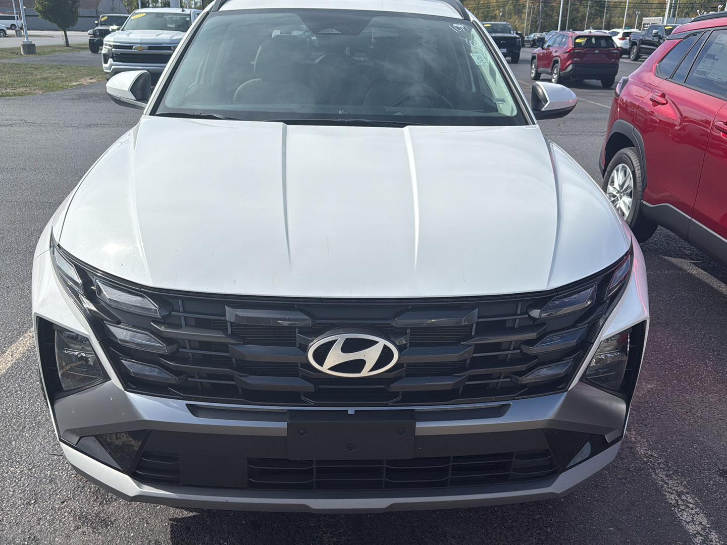 2025 Hyundai Tucson SEL photo 2