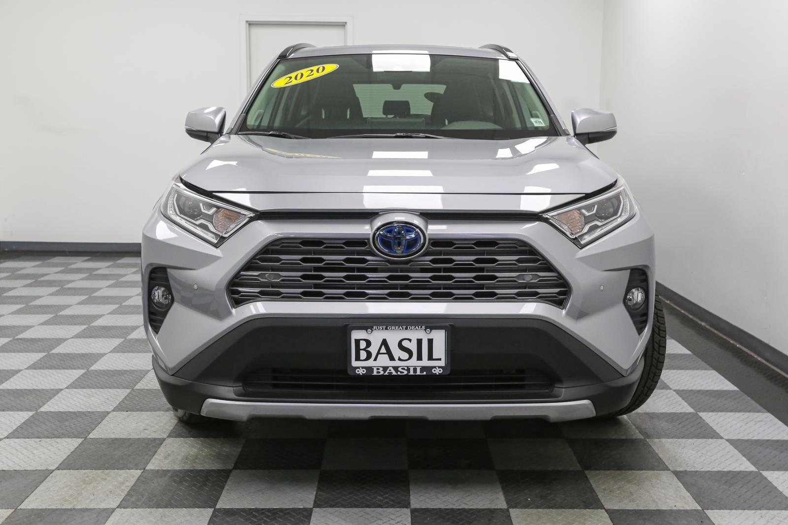 2020 Toyota RAV4 Hybrid Limited photo 2