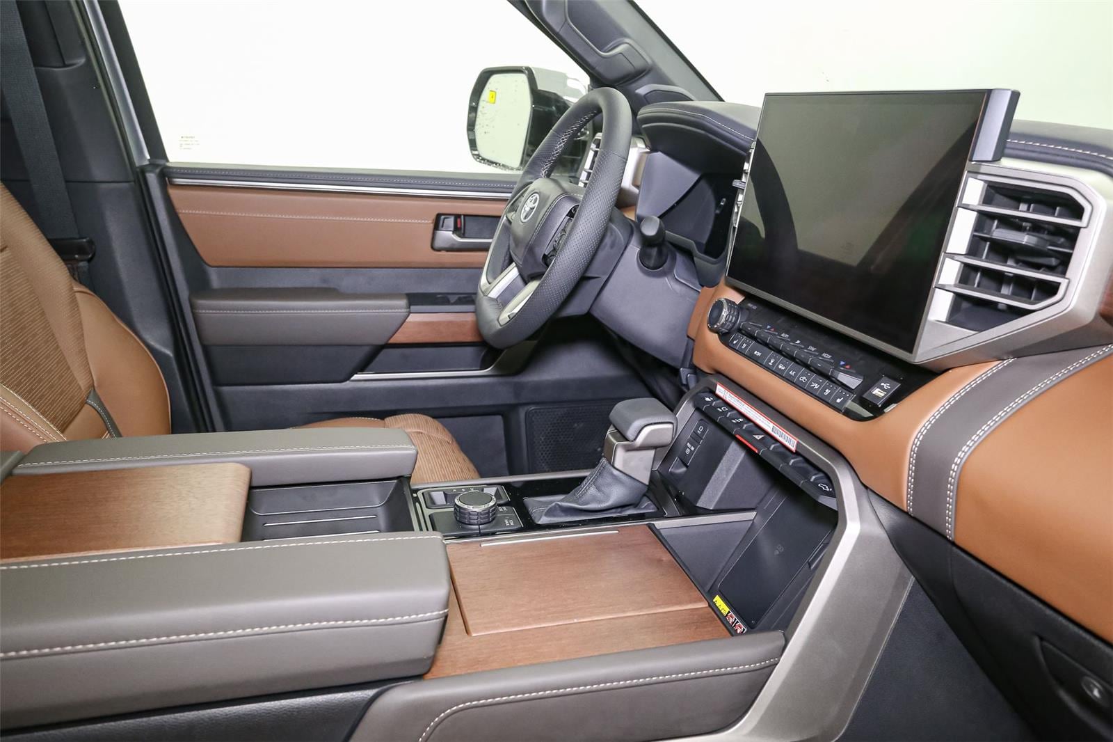 2026 Toyota Tundra 1794 Edition - Photo 15