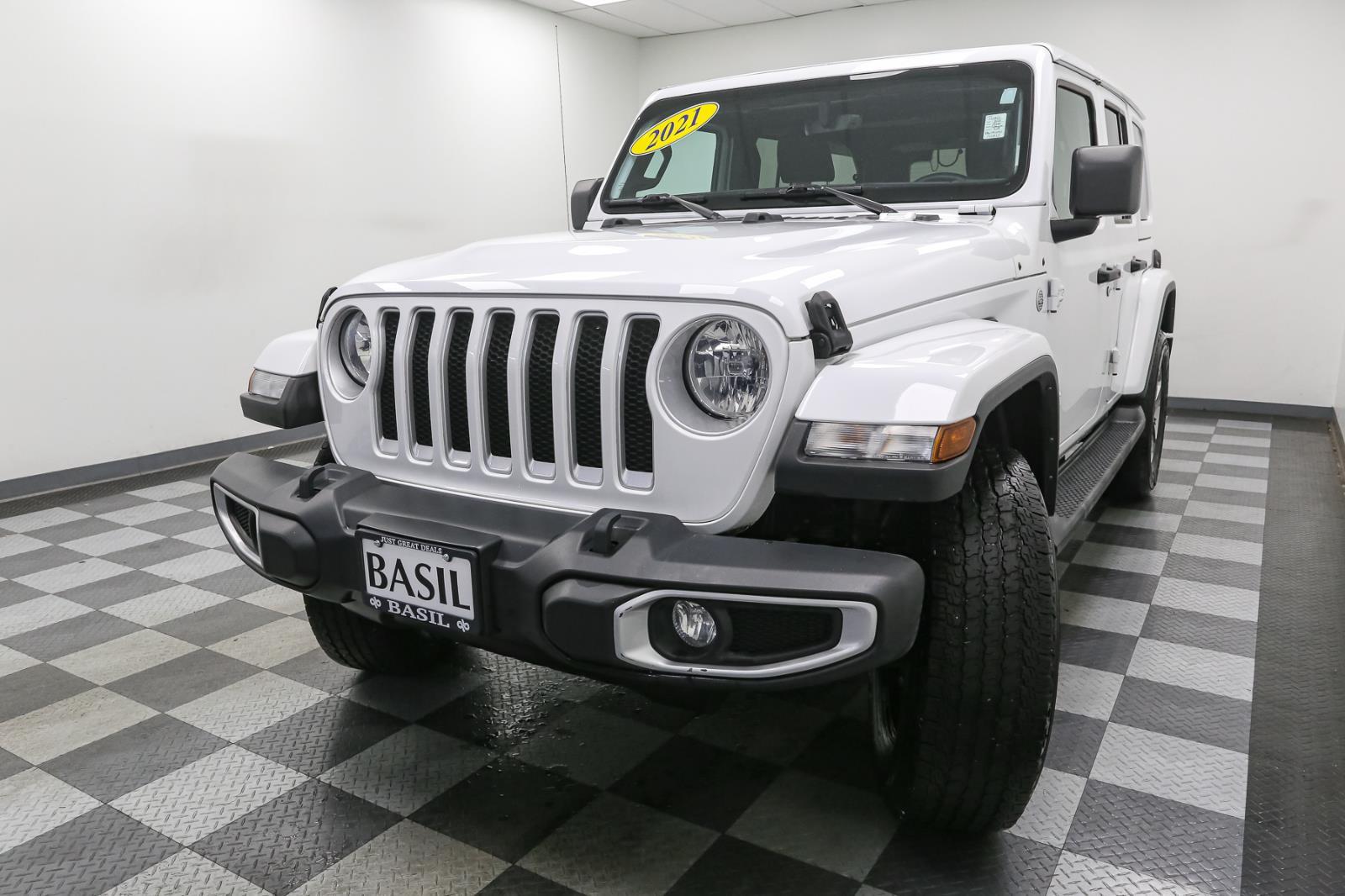 2021 Jeep Wrangler Unlimited Sahara photo 4
