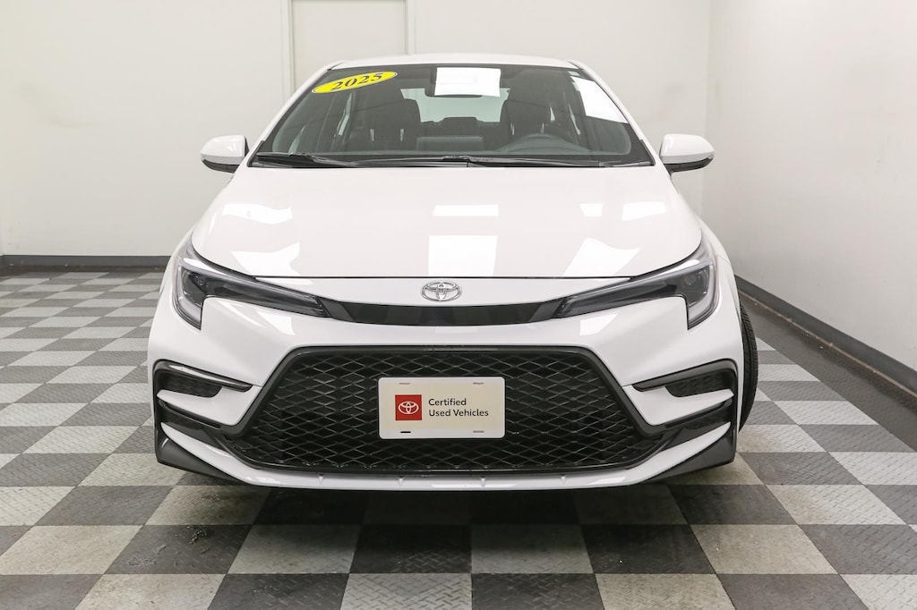 Certified 2025 Toyota Corolla SE Sedan