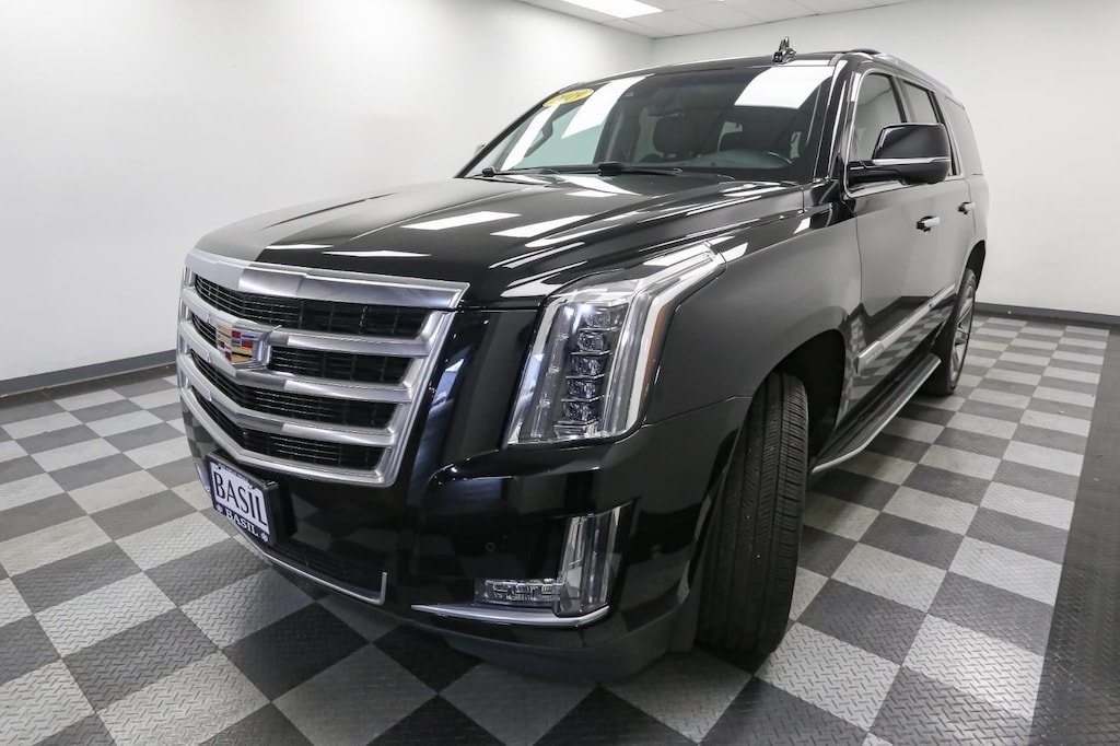 Used 2019 CADILLAC Escalade Luxury SUV