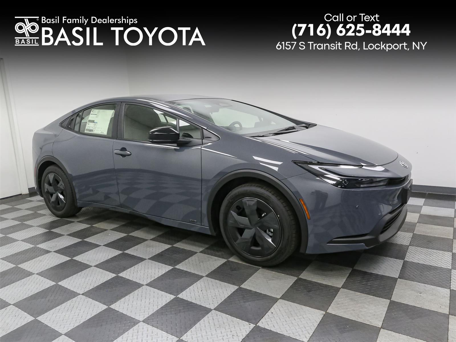 2026 Toyota Prius LE's photo