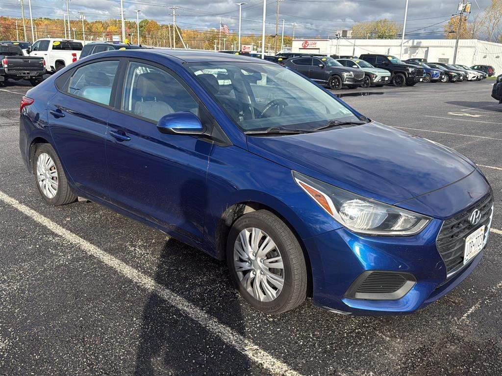 Used 2019 Hyundai Accent SE Sedan