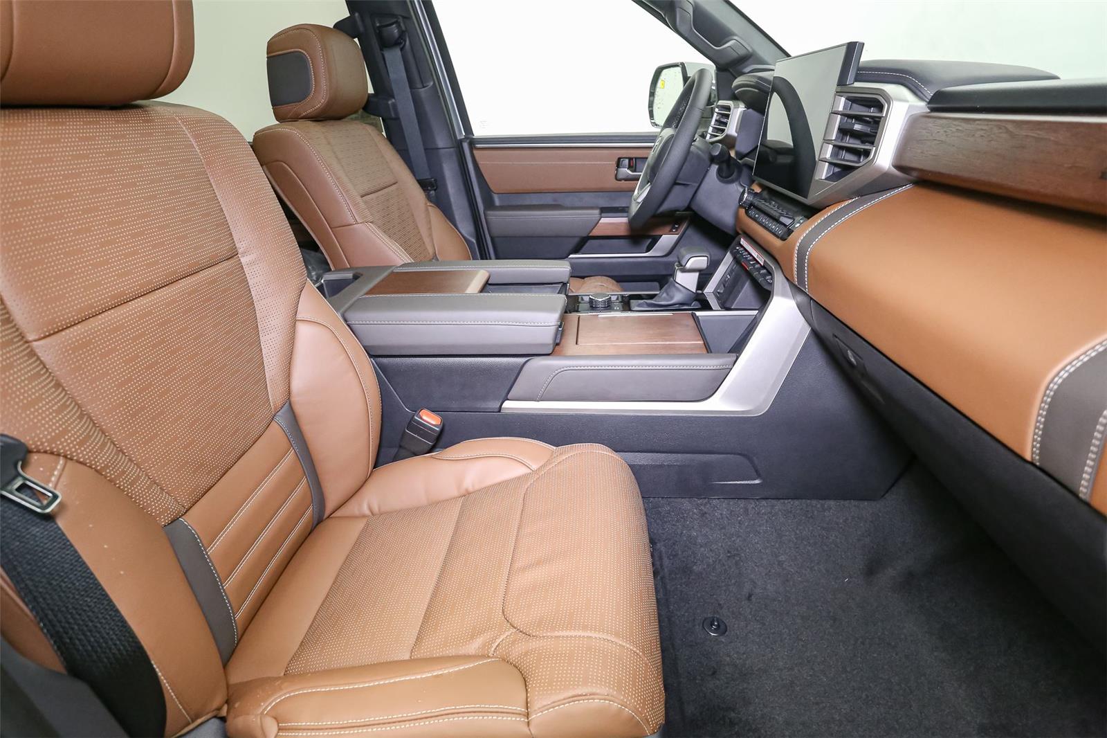 2026 Toyota Tundra 1794 Edition - Photo 13