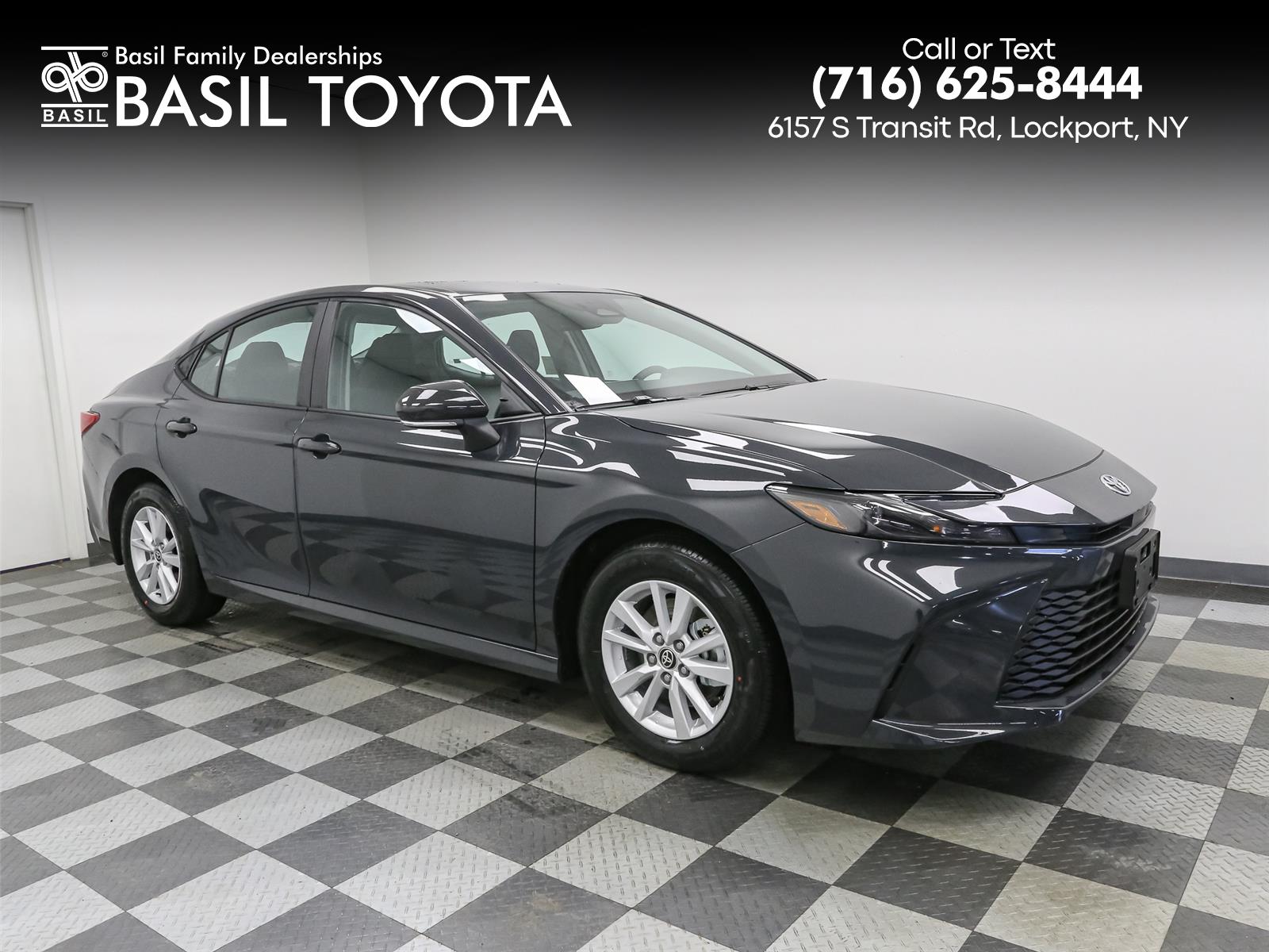 2026 Toyota Camry LE's photo