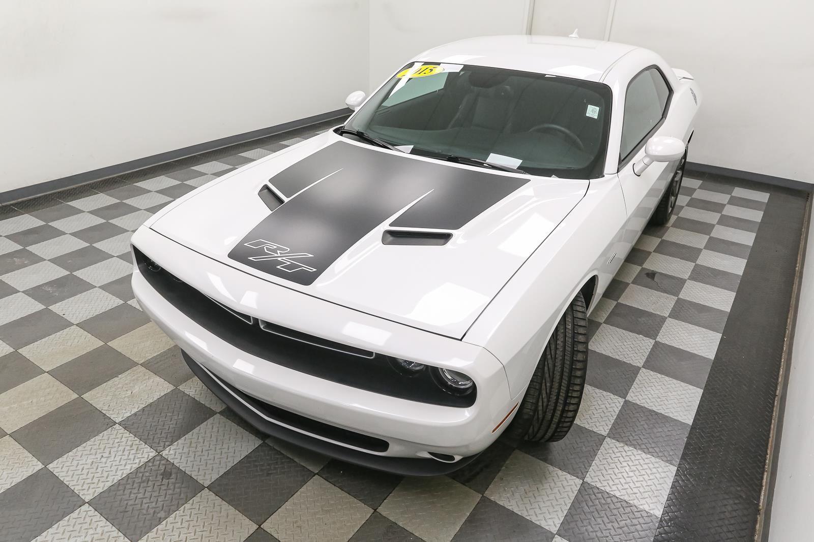 2015 Dodge Challenger R/T - Photo 6