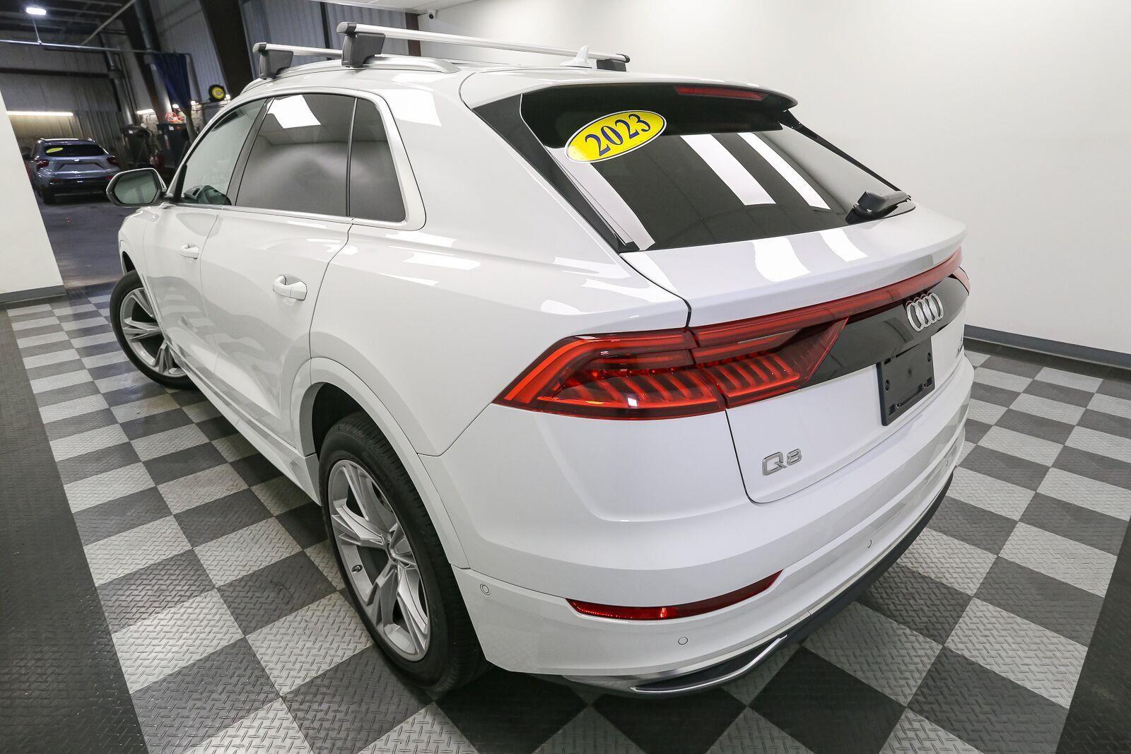 2023 Audi Q8 Premium - Photo 9