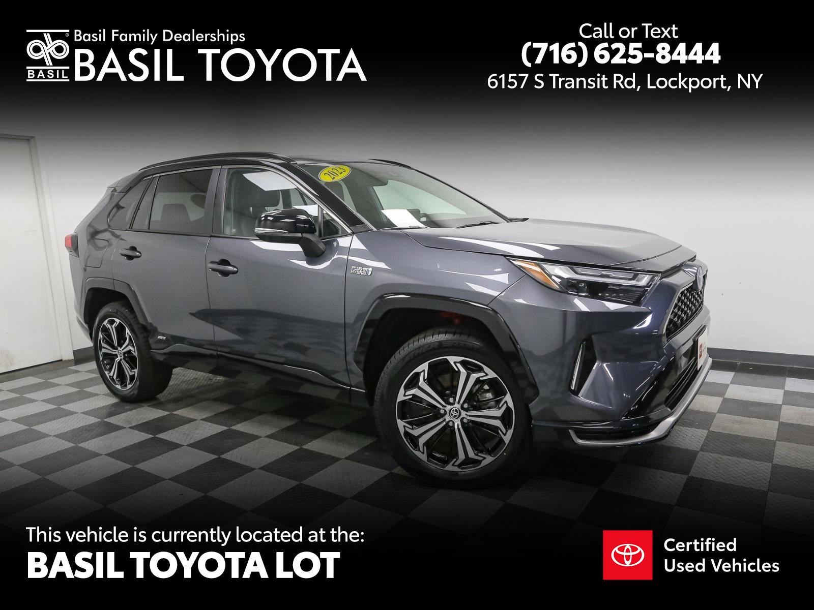 2023 Toyota RAV4 XSE's photo