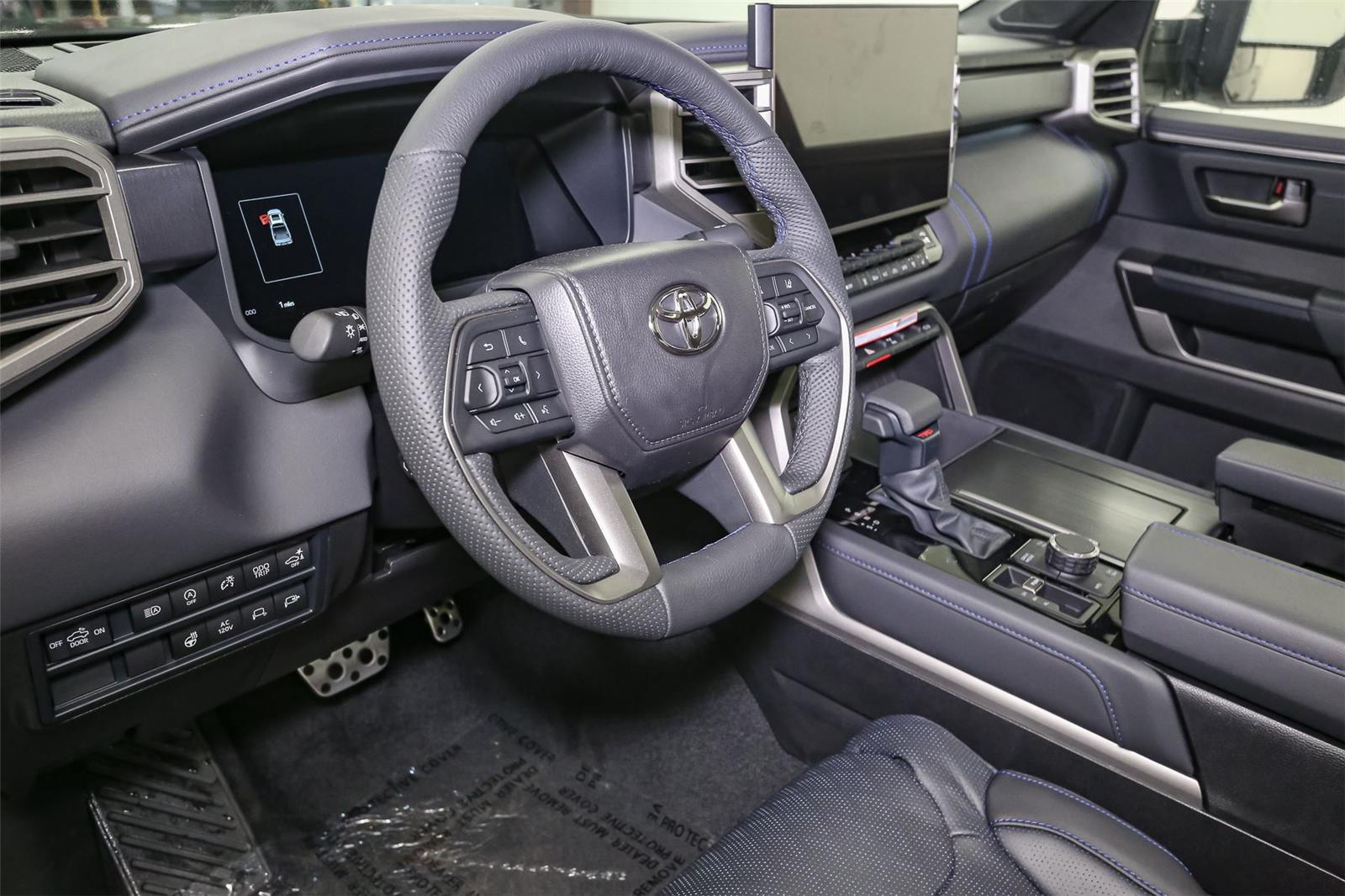 2026 Toyota Tundra Platinum - Photo 18
