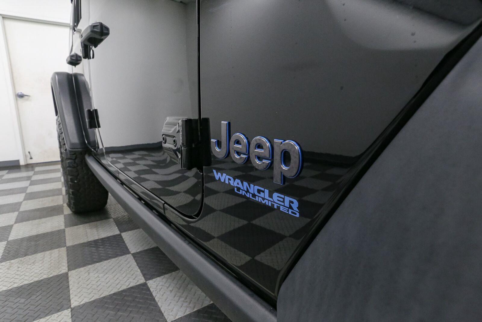 2022 Jeep Wrangler Unlimited Rubicon 4XE - Photo 8