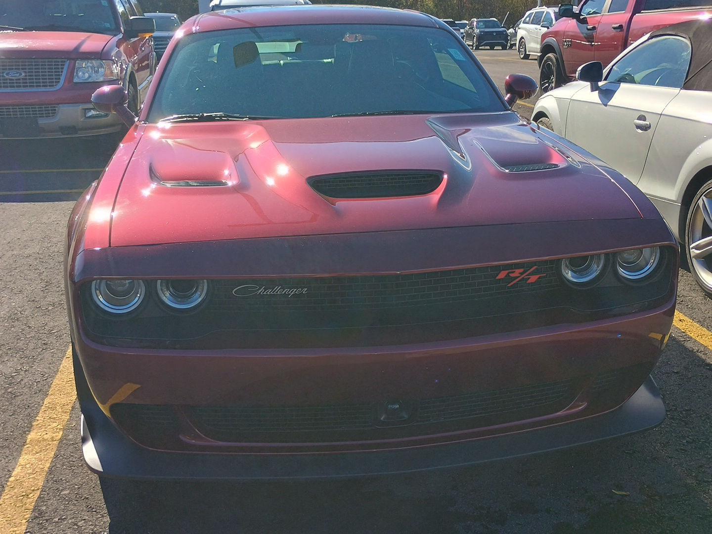 2019 Dodge Challenger R/T Scat Pack Widebody photo 2
