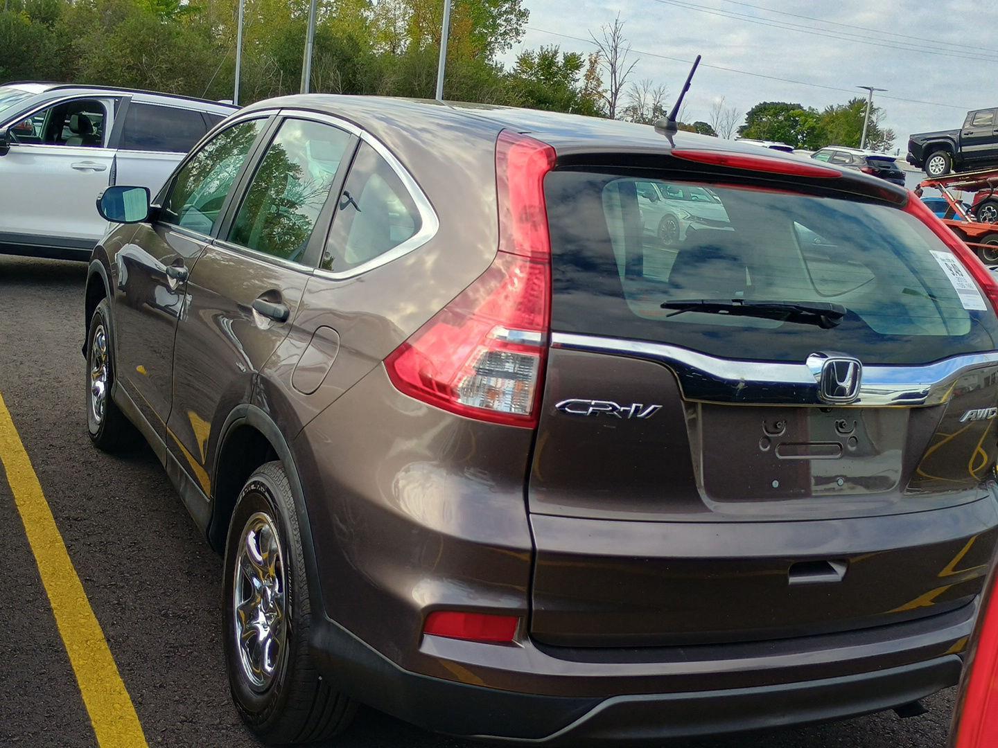 2015 Honda CR-V LX photo 3