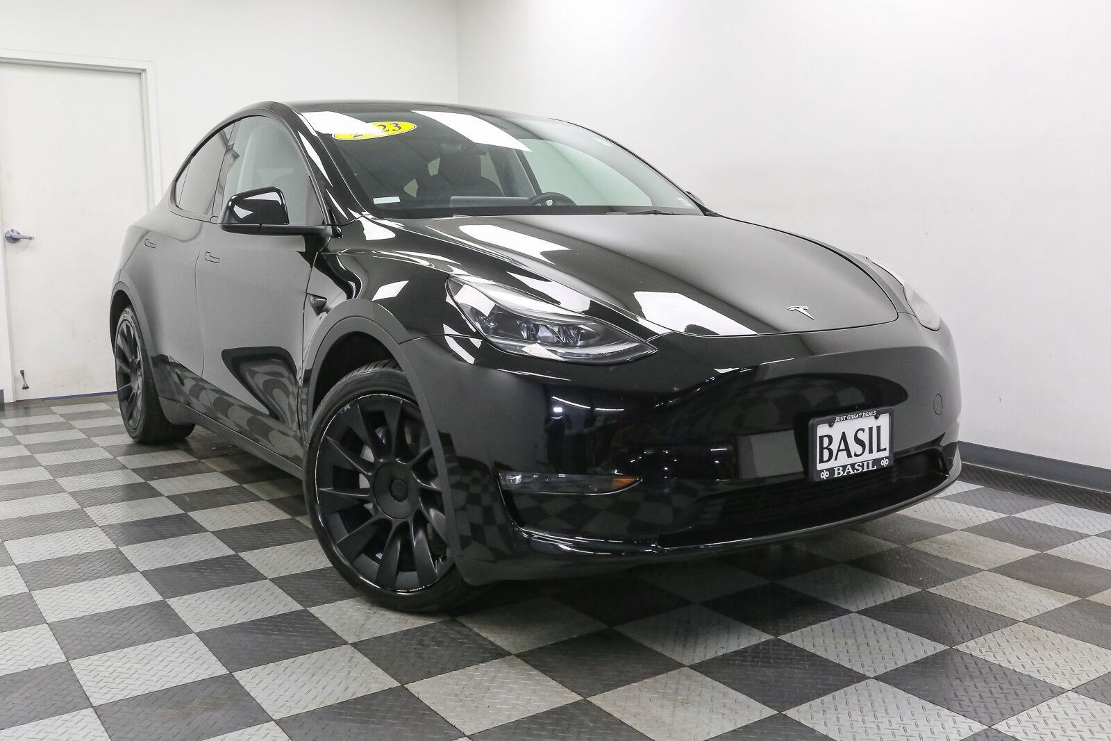 Used 2023 Tesla Model Y Long Range with VIN 7SAYGAEEXPF827723 for sale in Lockport, NY