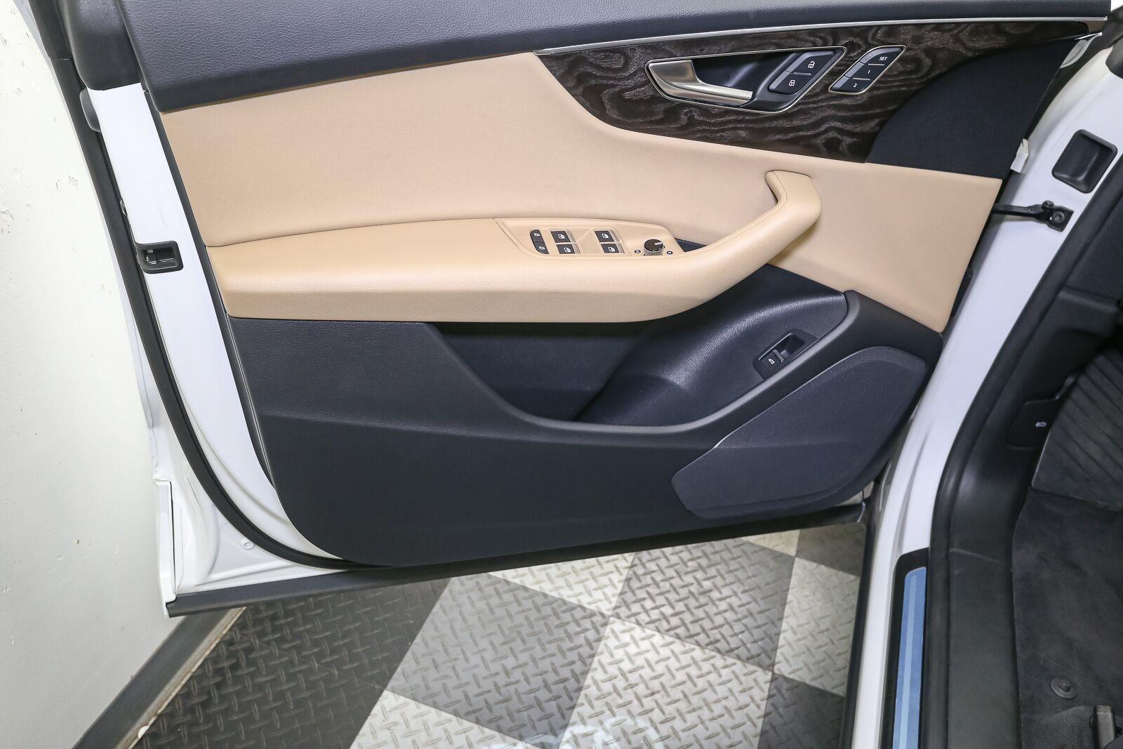 2023 Audi Q8 Premium - Photo 40