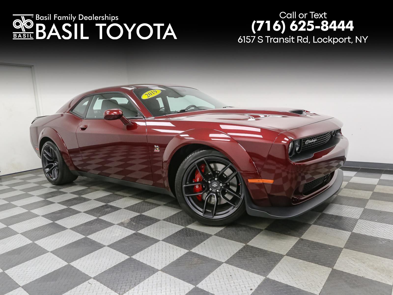 2019 Dodge Challenger R/T's photo