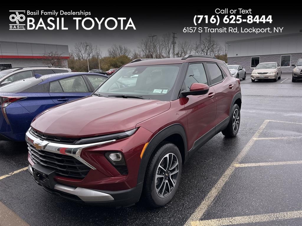 Used 2025 Chevrolet Trailblazer LT SUV