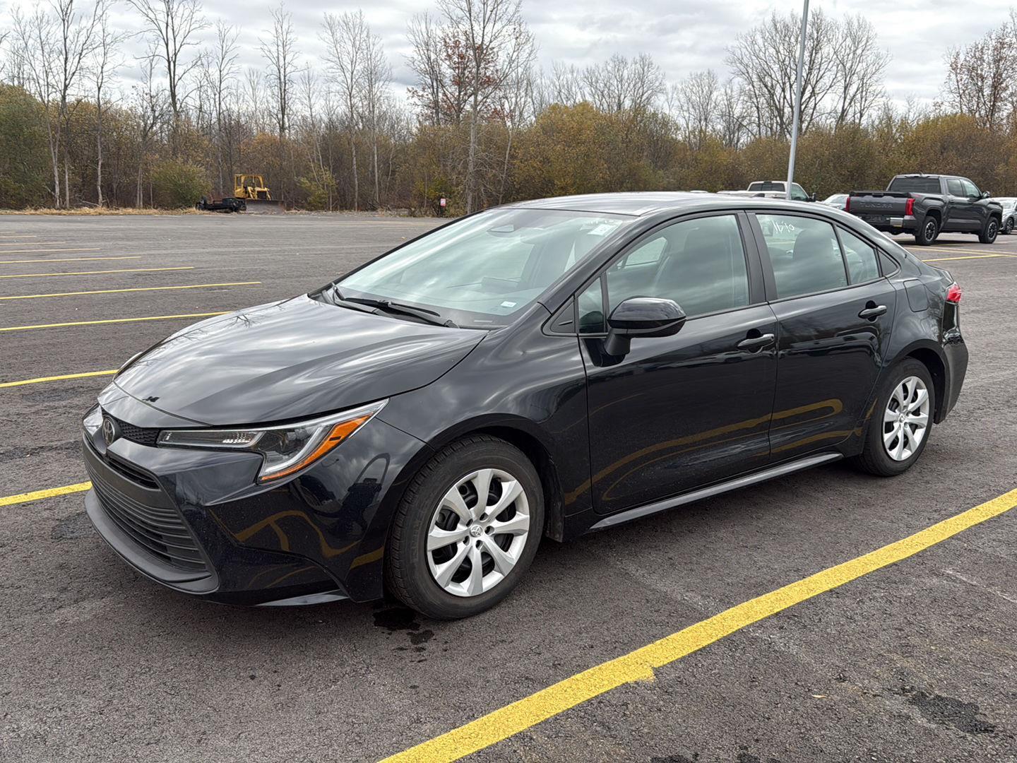 Used 2023 Toyota Corolla LE with VIN 5YFB4MDE7PP049853 for sale in Northfield, Minnesota