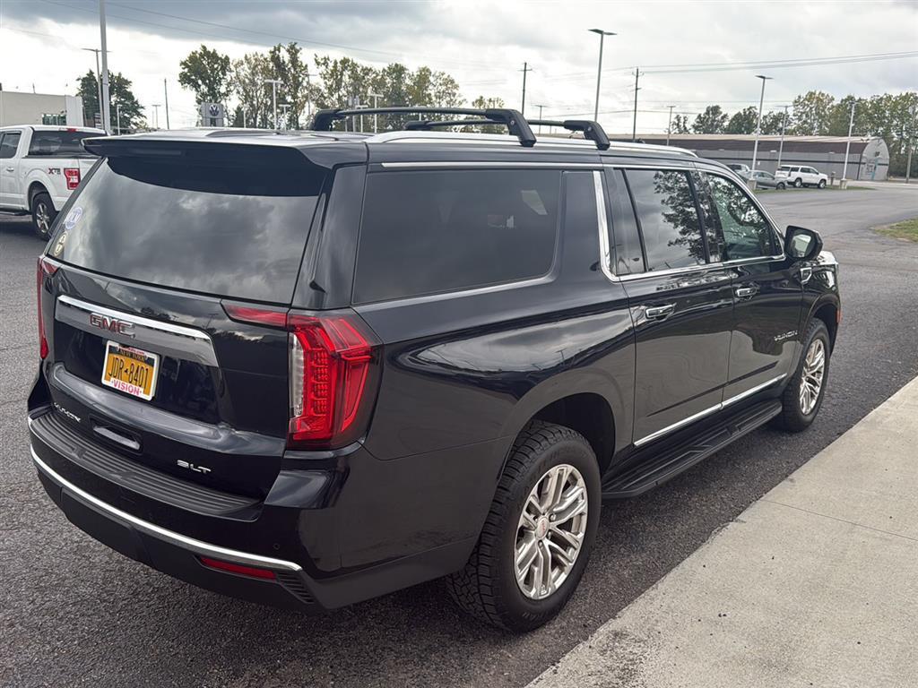 2021 Gmc Yukon XL SLT photo 4