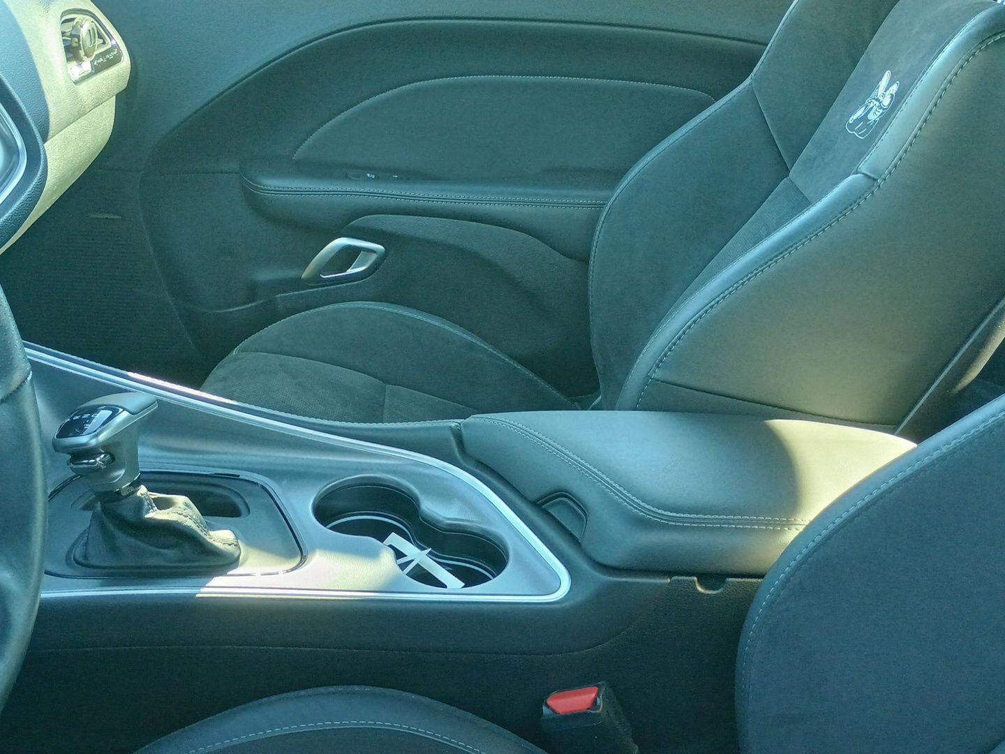 2019 Dodge Challenger R/T Scat Pack Widebody photo 4