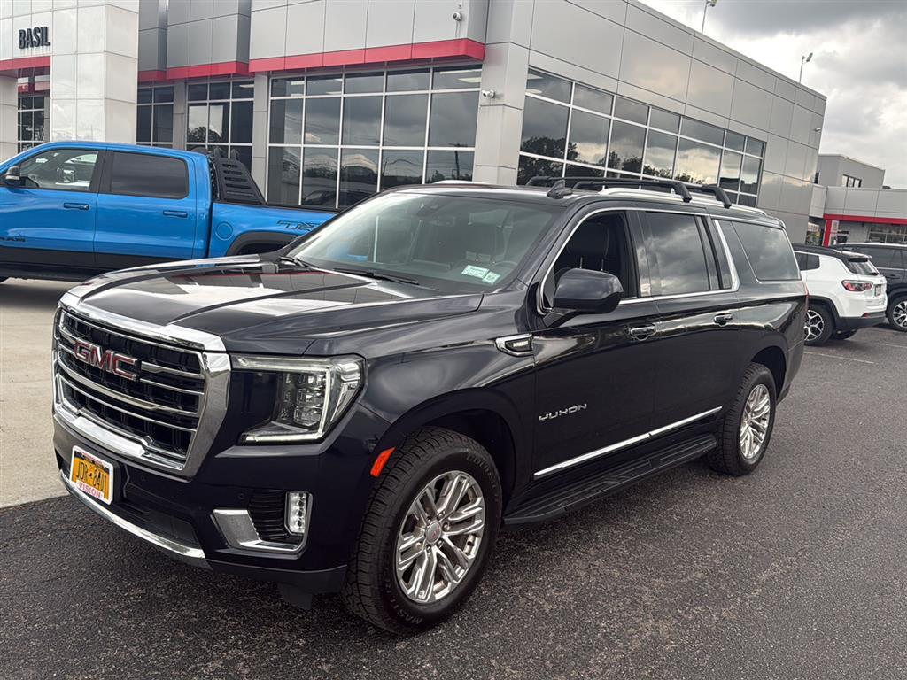 2021 Gmc Yukon XL SLT photo 2
